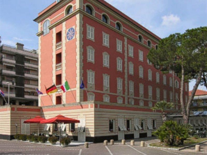 Hotel Sud Est By Fam Rossetti Lavagna Buitenkant foto