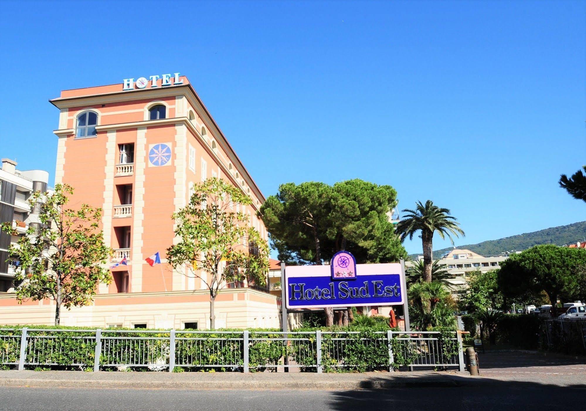 Hotel Sud Est By Fam Rossetti Lavagna Buitenkant foto